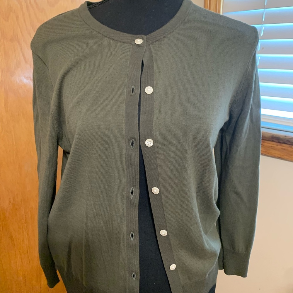 Lightweight cardigan